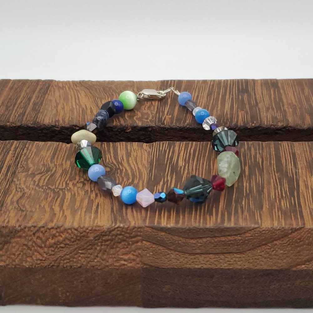 8 Inch 925 Sterling Silver Cat's Eye Crystals And Various Stones Bracelet